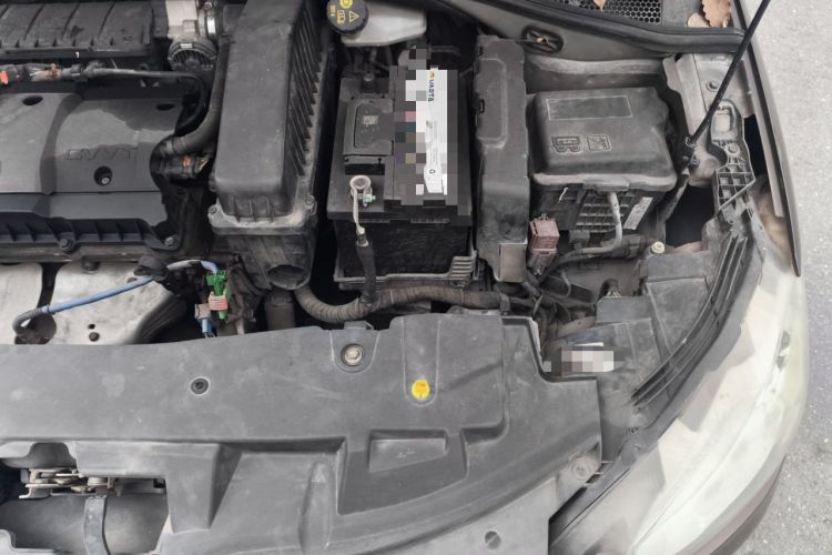 Used Peugeot 301 2014 1.6L Manual Comfort Edition Engine Bay Left