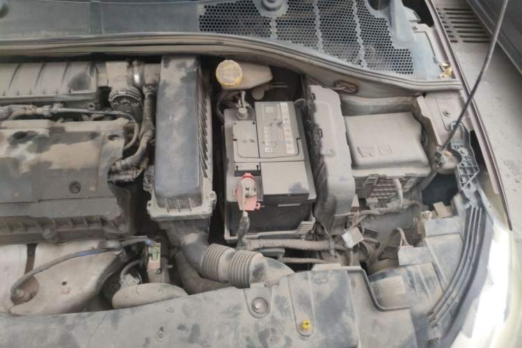 Used Peugeot 301 2014 1.6L Manual Luxury Edition Engine Bay Left