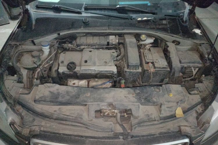 Used Peugeot 301 2014 1.6L Manual Comfort Edition Engine Bay