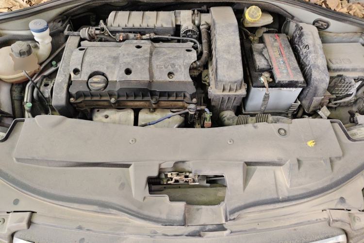 Used Peugeot 301 2014 1.6L Automatic Luxury Edition Engine Bay