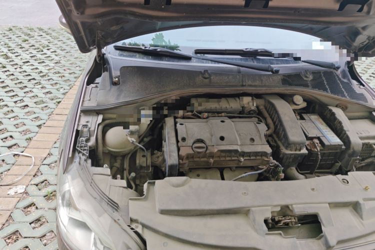 Used Peugeot 301 2014 1.6L Manual Comfort Edition Engine Bay Right