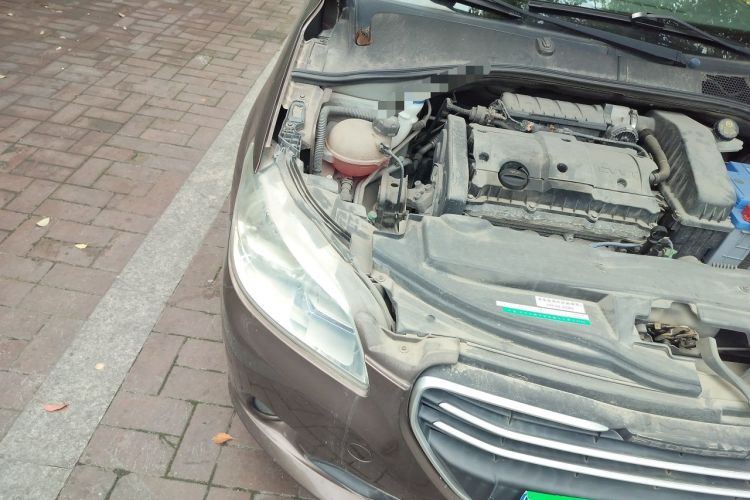 Used Peugeot 301 2014 1.6L Manual Comfort Edition Engine Bay Right
