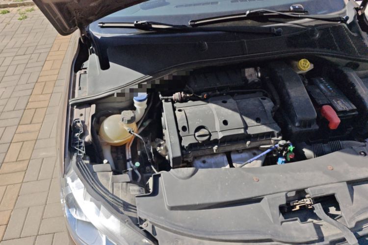 Used Peugeot 301 2014 1.6L Automatic Prestige Edition Engine Bay Right