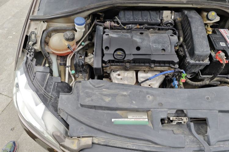 Used Peugeot 301 2014 1.6L Manual Comfort Edition Engine Bay Right