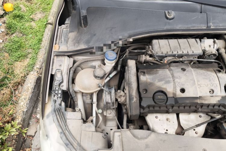 Used Peugeot 301 2014 1.6L Automatic Comfort Edition Engine Bay Right