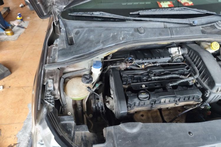 Used Peugeot 301 2014 1.6L Automatic Comfort Edition Engine Bay Right