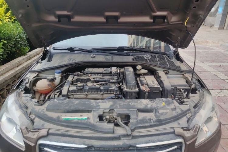 Used Peugeot 301 2014 1.6L Manual Comfort Edition Engine Bay