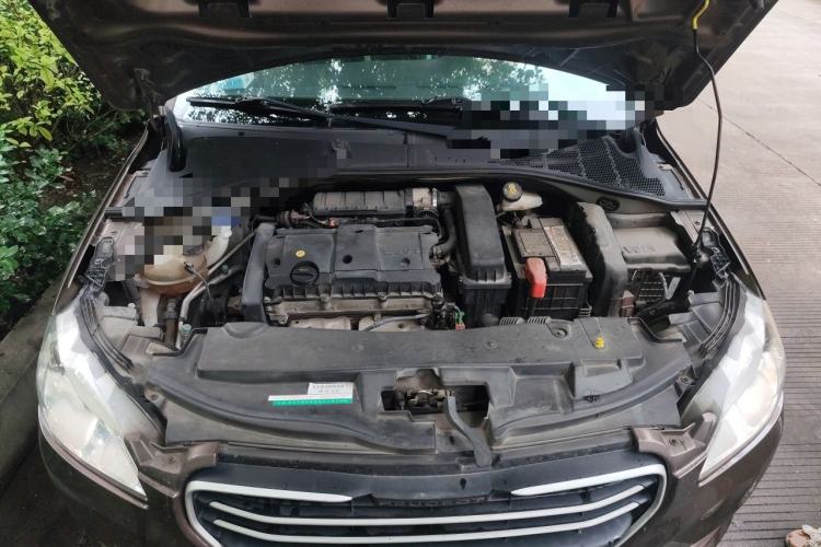 Used Peugeot 301 2014 1.6L Manual Comfort Edition Engine Bay