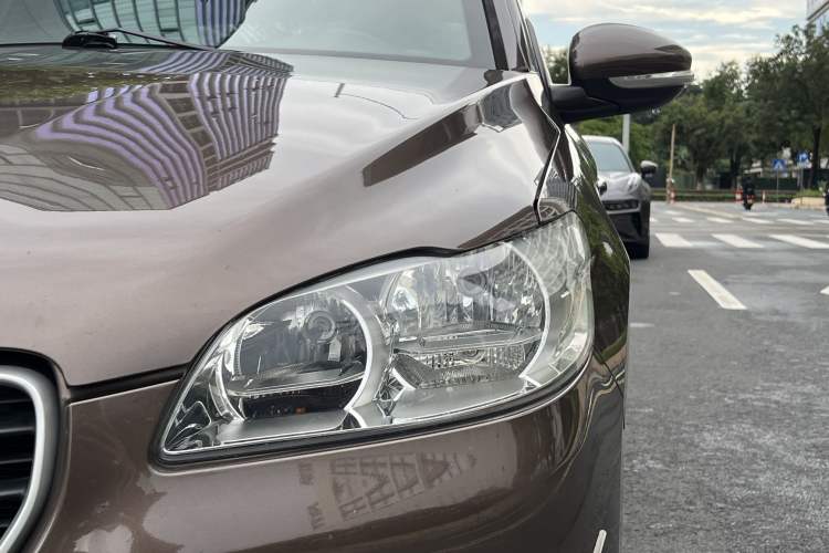 Used Peugeot 301 2014 1.6L Automatic Comfort Edition Exterior 6