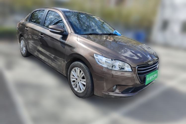 Used Peugeot 301 2014 1.6L Manual Luxury Edition Front Right 45 Deg
