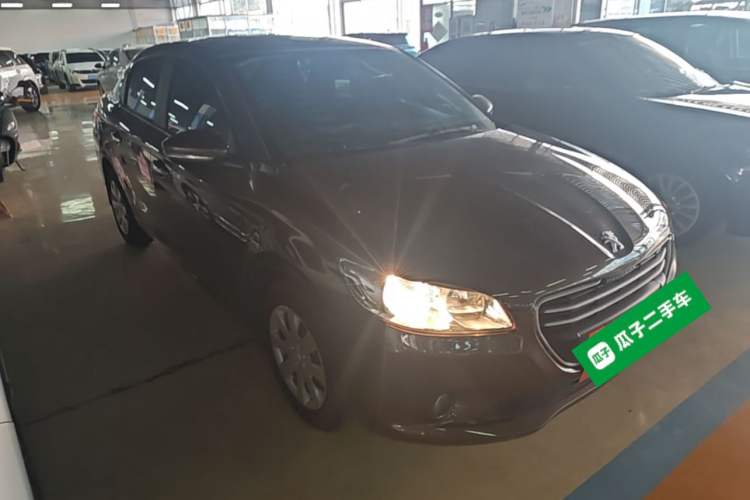 Used Peugeot 301 2014 1.6L Automatic Comfort Edition Front Right 45 Deg