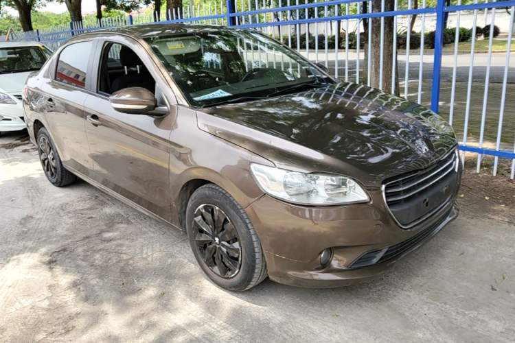 Used Peugeot 301 2014 1.6L Automatic Comfort Edition Front Right 45 Deg