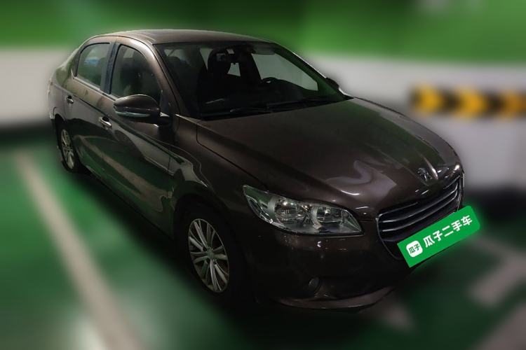 Used Peugeot 301 2014 1.6L Manual Luxury Edition Front Right 45 Deg
