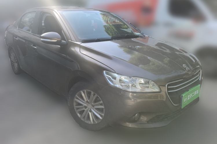 Used Peugeot 301 2014 1.6L Automatic Comfort Edition Front Right 45 Deg