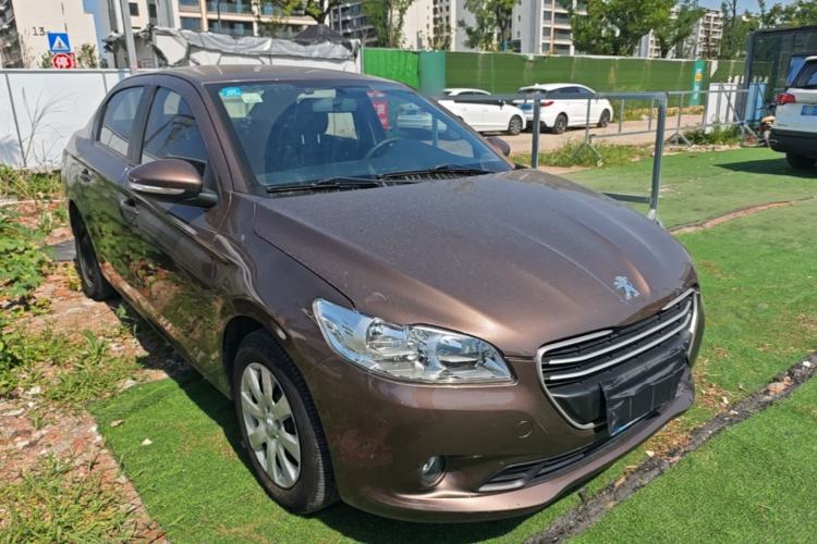 Used Peugeot 301 2014 1.6L Manual Comfort Edition Front Right 45 Deg