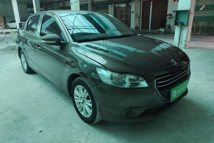 Used Peugeot 301 2014 1.6L Automatic Comfort Edition Front Right 45 Deg