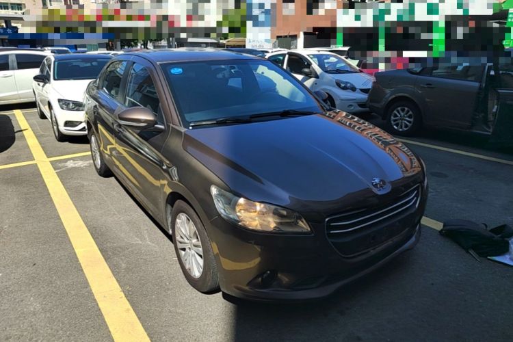 Used Peugeot 301 2014 1.6L Automatic Comfort Edition Front Right 45 Deg