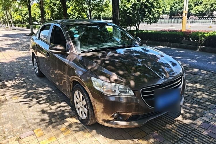 Used Peugeot 301 2014 1.6L Manual Comfort Edition Front Right 45 Deg