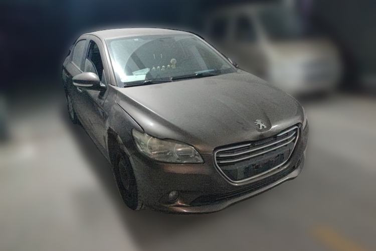 Used Peugeot 301 2014 1.6L Manual Comfort Edition Front Right 45 Deg