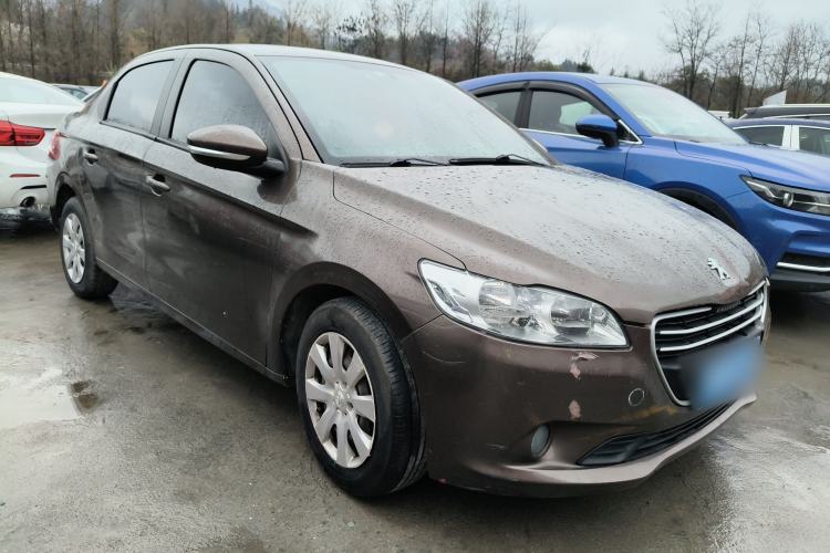 Used Peugeot 301 2014 1.6L Manual Comfort Edition Front Right 45 Deg