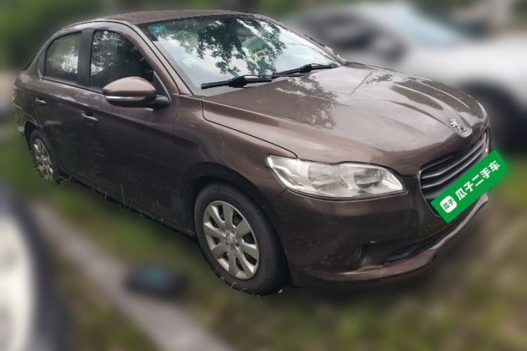 Used Peugeot 301 2014 1.6L Automatic Comfort Edition Front Right 45 Deg