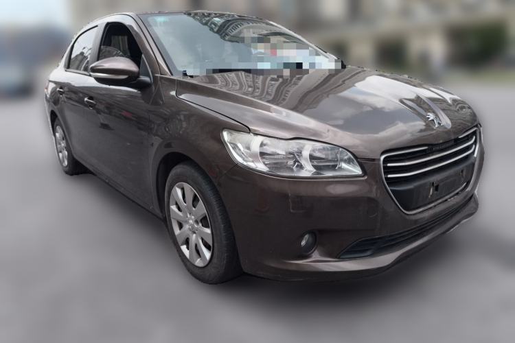 Used Peugeot 301 2014 1.6L Manual Comfort Edition Front Right 45 Deg