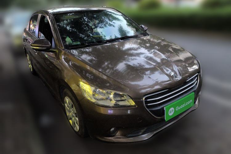 Used Peugeot 301 2014 1.6L Automatic Comfort Edition Front Right 45 Deg
