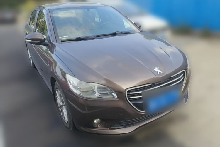 Used Peugeot 301 2014 1.6L Manual Comfort Edition Front Right 45 Deg