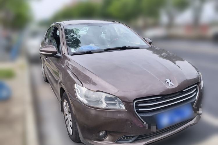 Used Peugeot 301 2014 1.6L Manual Comfort Edition Front Right 45 Deg
