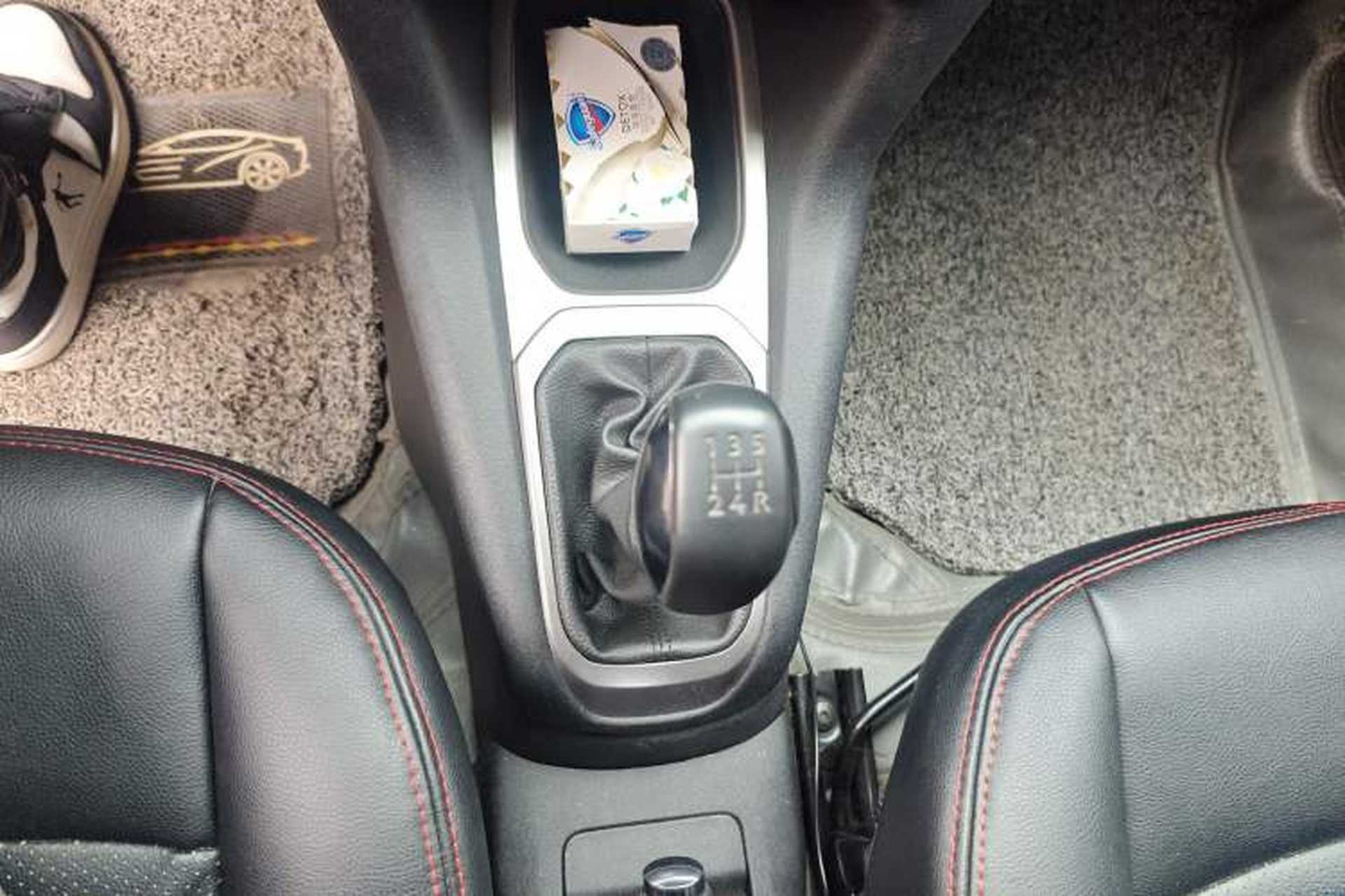 Used Peugeot 301 2014 1.6L Manual Luxury Edition Gear Lever