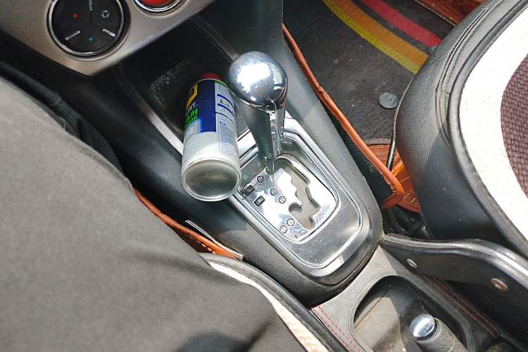 Used Peugeot 301 2014 1.6L Automatic Luxury Edition Gear Lever