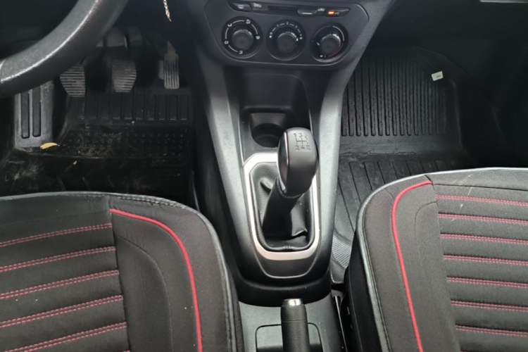 Used Peugeot 301 2014 1.6L Manual Comfort Edition Gear Lever