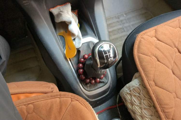 Used Peugeot 301 2014 1.6L Manual Comfort Edition Gear Lever