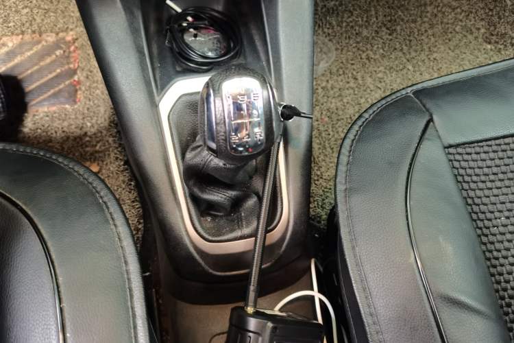 Used Peugeot 301 2014 1.6L Manual Comfort Edition Gear Lever
