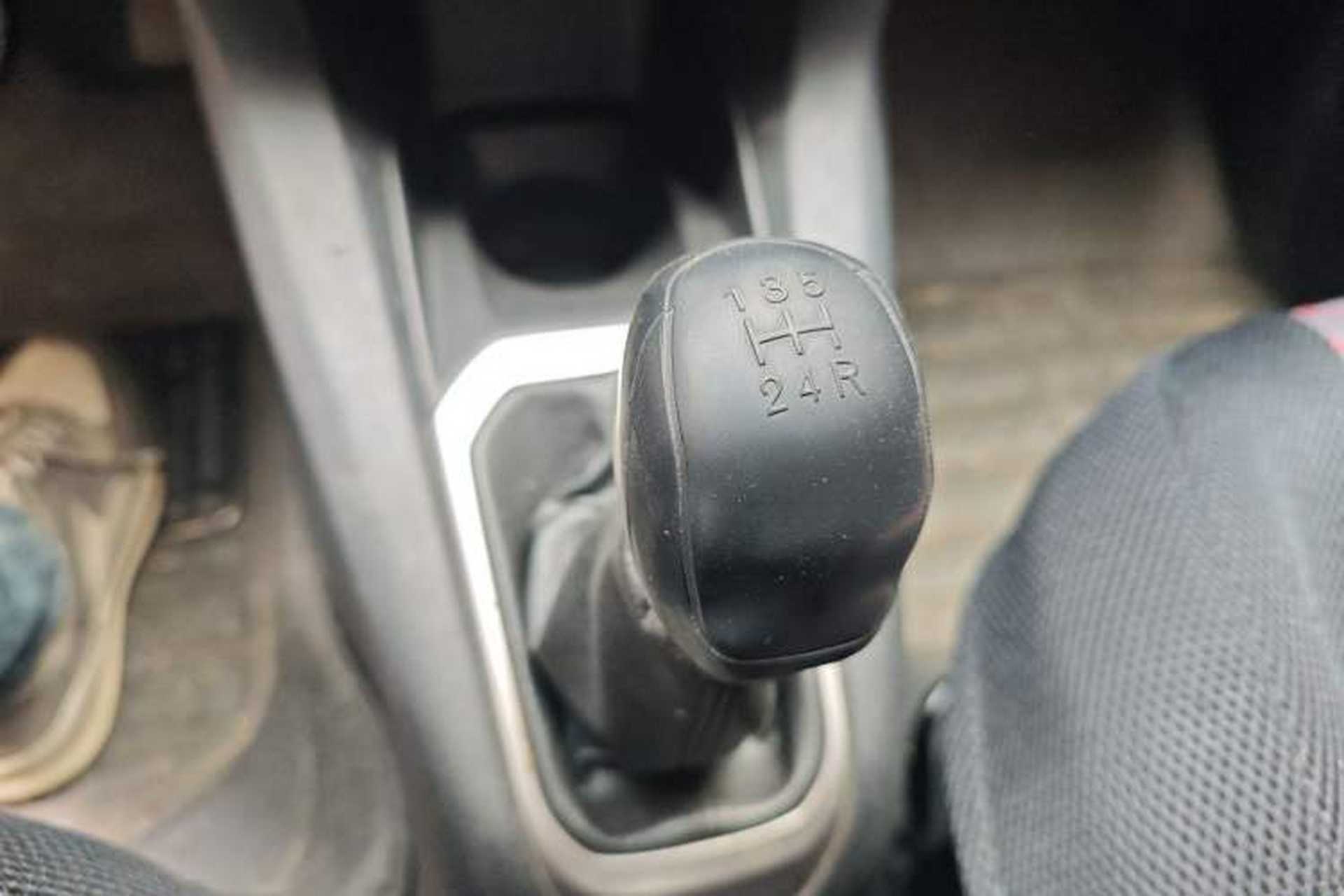 Used Peugeot 301 2014 1.6L Manual Comfort Edition Gear Lever