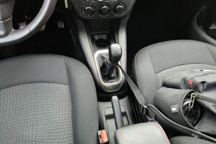 Used Peugeot 301 2014 1.6L Manual Comfort Edition Gear Lever
