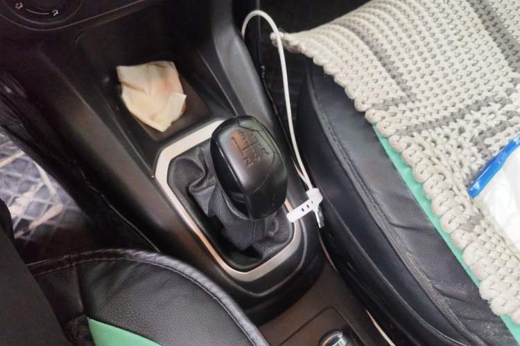 Used Peugeot 301 2014 1.6L Manual Comfort Edition Gear Lever