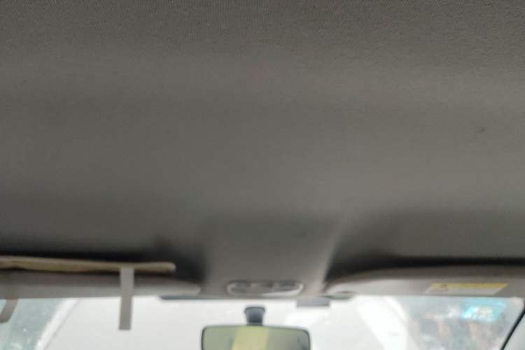 Used Peugeot 301 2014 1.6L Automatic Comfort Edition Headliner