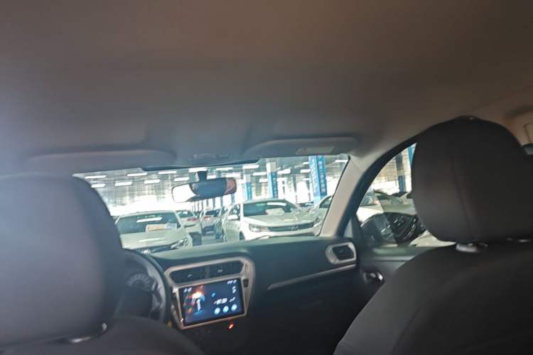 Used Peugeot 301 2014 1.6L Automatic Comfort Edition Headliner