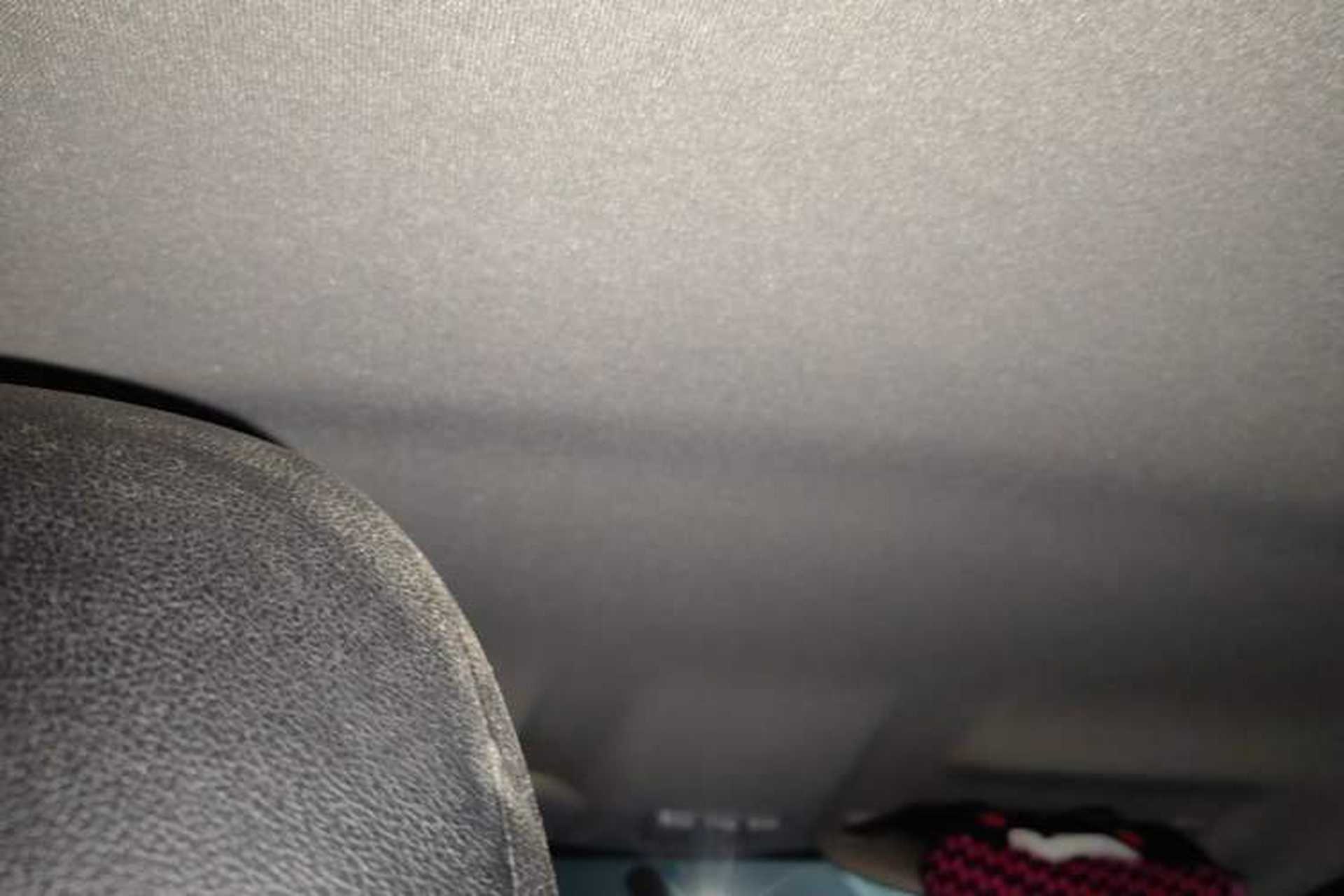 Used Peugeot 301 2014 1.6L Automatic Comfort Edition Headliner