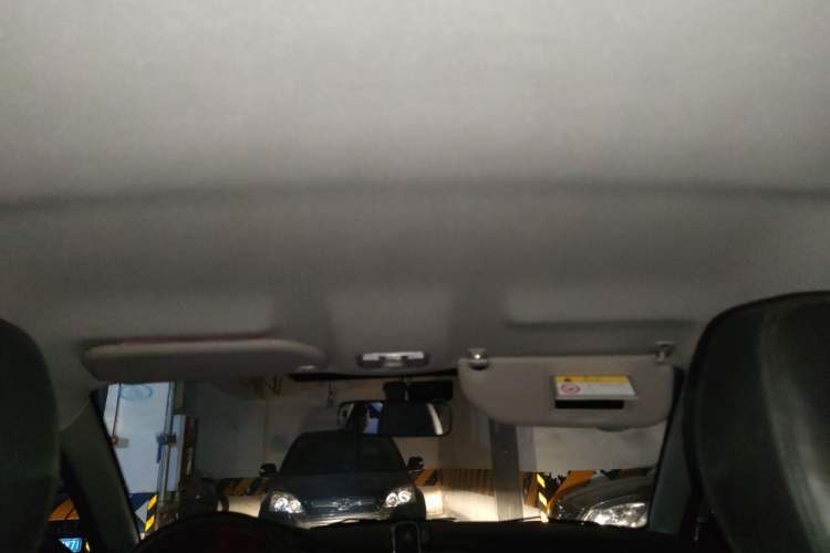Used Peugeot 301 2014 1.6L Manual Comfort Edition Headliner