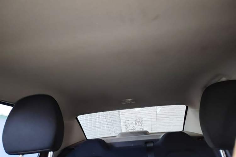 Used Peugeot 301 2014 1.6L Manual Comfort Edition Headliner