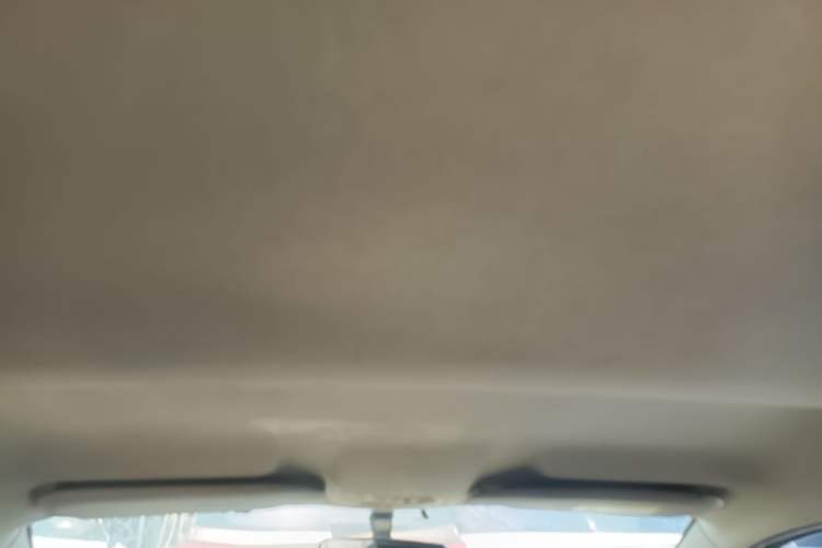 Used Peugeot 301 2014 1.6L Automatic Comfort Edition Headliner