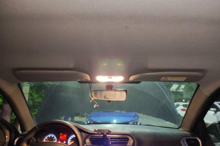 Used Peugeot 301 2014 1.6L Automatic Comfort Edition Headliner