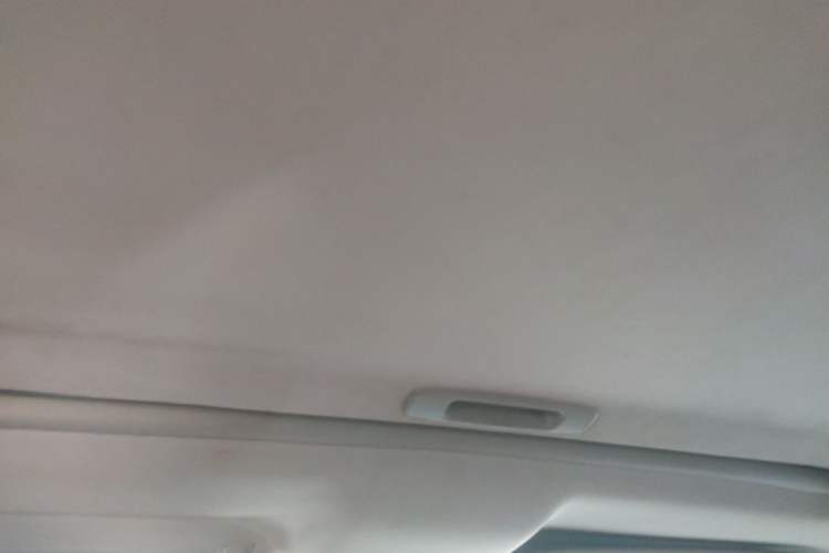Used Peugeot 301 2014 1.6L Manual Luxury Edition Headliner