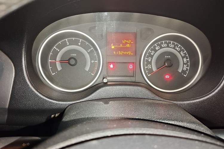 Used Peugeot 301 2014 1.6L Manual Luxury Edition Instrument Cluster