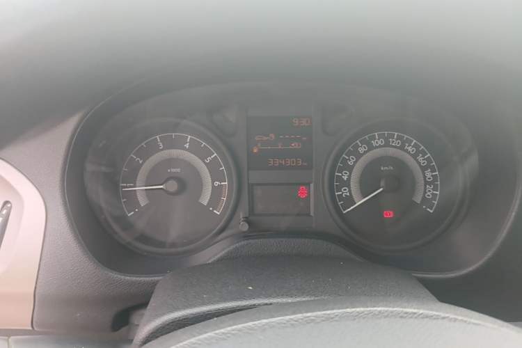 Used Peugeot 301 2014 1.6L Manual Comfort Edition Instrument Cluster