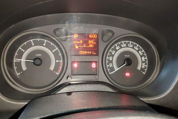 Used Peugeot 301 2014 1.6L Automatic Comfort Edition Instrument Cluster