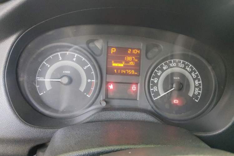 Used Peugeot 301 2014 1.6L Automatic Comfort Edition Instrument Cluster