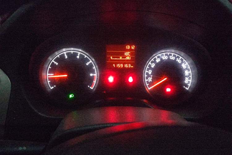 Used Peugeot 301 2014 1.6L Manual Comfort Edition Instrument Cluster